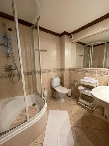 Apartament 3 Pokojowy Miedzyzdoje 55M2 - 200 Metrow Od Morza Мендзиздроє Екстер'єр фото